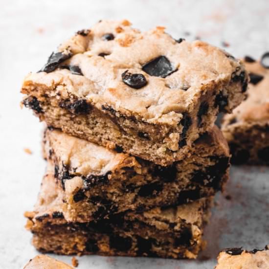 Peanut Butter Cookie Bars - Recipe photo by thecupcakechronicles