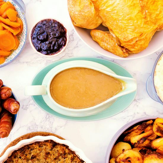 Get Ahead Turkey Gravy From Scratch - Recipe photo by FeastGloriousFeast