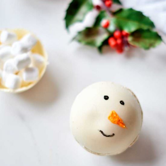 Melting Snowman Hot Chocolate Bomb - Recipe photo by Everything Pretty