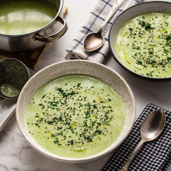 Potato and Leek Soup - Recipe photo by PantsDownApronsOn