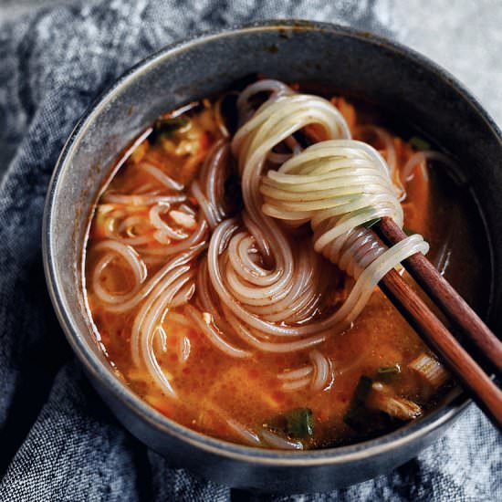 Dak Gomtang [Korean Chicken Soup] - Recipe photo by thesubversivetable