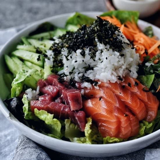 Hwe Dup Bap [Korean Sushi Bowl] - Recipe photo by thesubversivetable