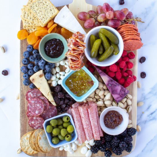 How To Make A DIY Charcuterie Board - Recipe photo by Salty Lemon Sister