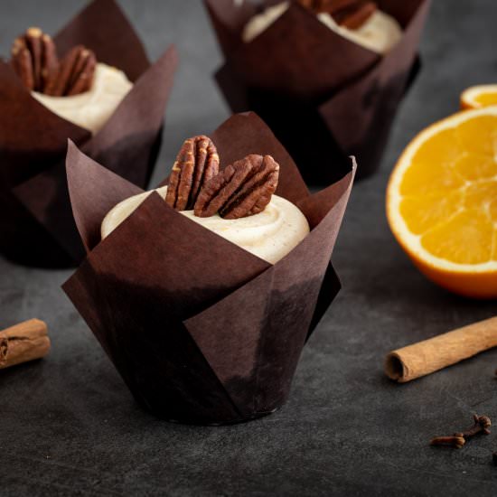 Gingerbread Cupcakes - Recipe photo by Aredspatula