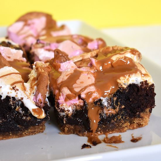 Biscoff S’mores Brownies - Recipe photo by lightscamerabake