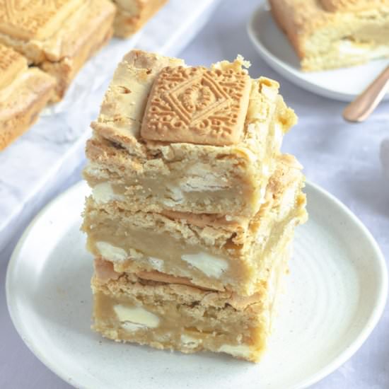 Custard Cream Blondies - Recipe photo by CrumbsCorkscrews