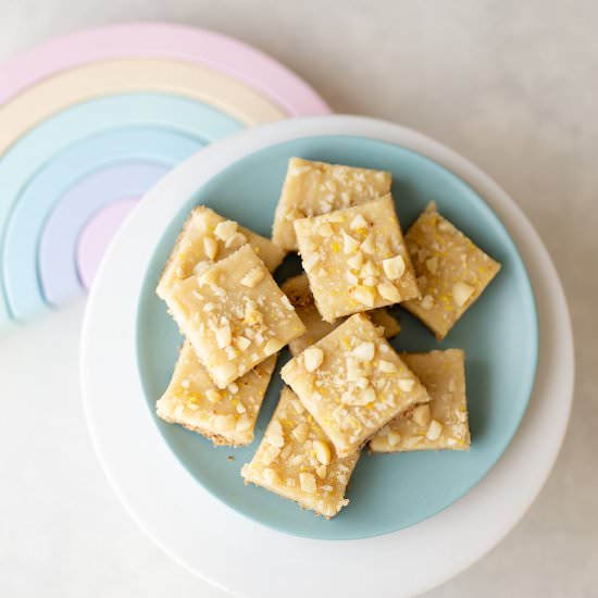 Raw Lemon Macadamia Slice - Recipe photo by kidseatbyshanai
