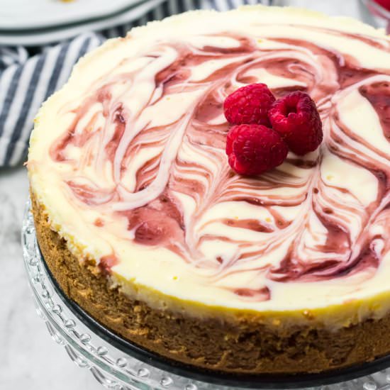IP White Chocolate Cheesecake - Recipe photo by lifebeginswithdessert