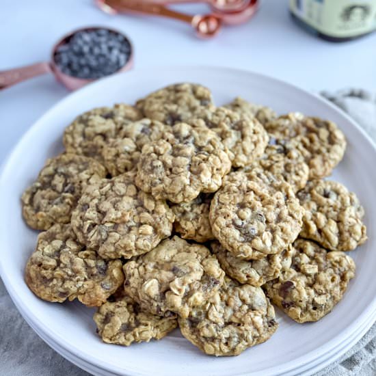 Vegan Oatmeal Chocolate Chip Cookie - Recipe photo by The Healthy Toast