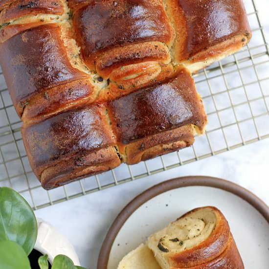 Pull-Apart Brioche Rolls with Sage - Recipe photo by twoofakindcooks
