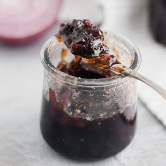 Bacon Onion Jam - Recipe photo by megseverydayindulgence