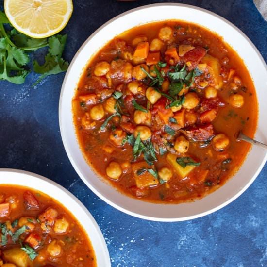 Easy Moroccan Chickpea Stew - Recipe photo by unicorns in the kitchen