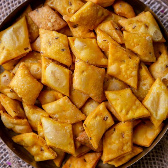 Spicy shankarpali, - Recipe photo by ShwetaintheKitchen