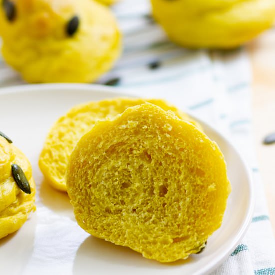 Pumpkin rolls - Recipe photo by mecooks.com