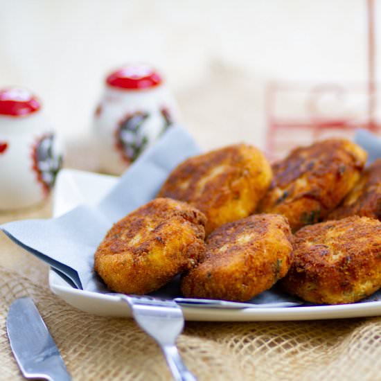 Potato and sauerkraut cakes - Recipe photo by mecooks.com