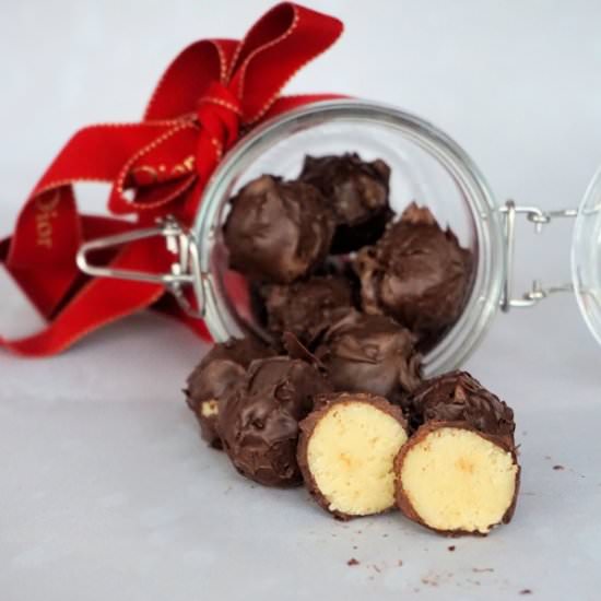 marzipan truffles - Recipe photo by Cuisine Fiend