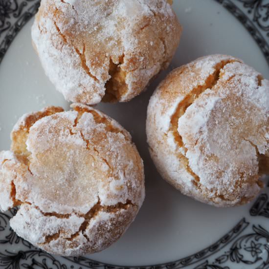 Amaretti Cookies - Recipe photo by Keep Calm and Eat Ice Cream