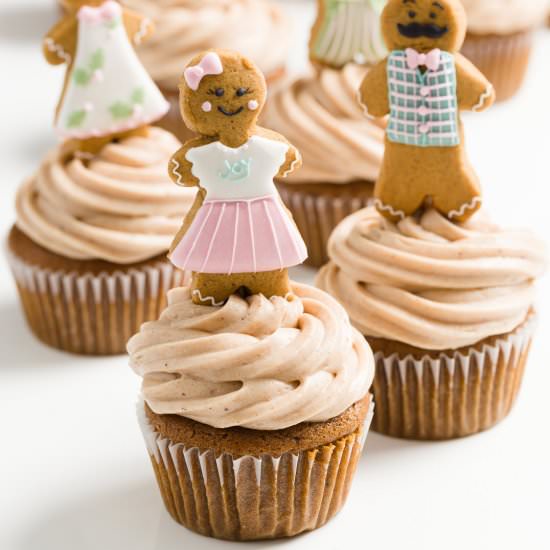 Gingerbread Cupcakes - Recipe photo by cupcakeproject