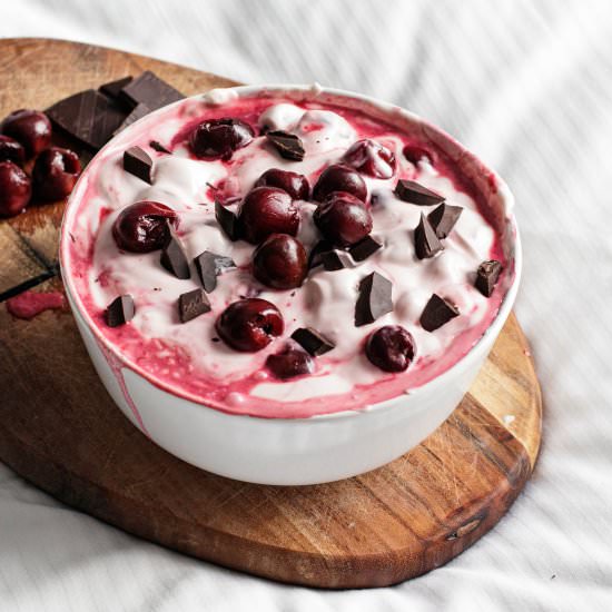 1-Min Creme Fraîche Love Bowl - Recipe photo by refreshmyhealth
