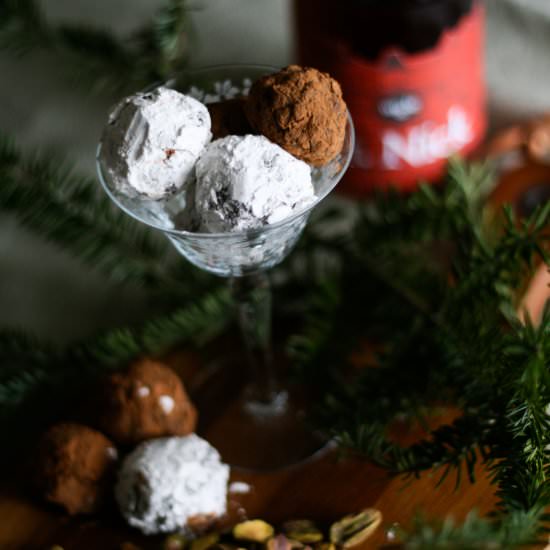 Chocolate Pistachio Whiskey Balls - Recipe photo by HautePepper