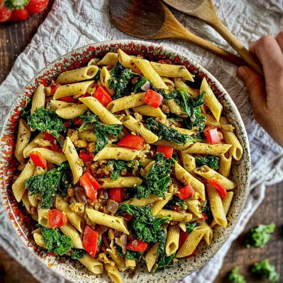 Vegan Penne Pasta with Kale - Recipe photo by No Sweat Vegan