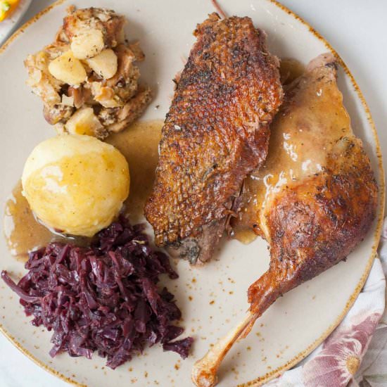 roast goose - Recipe photo by everyday-delicious.com