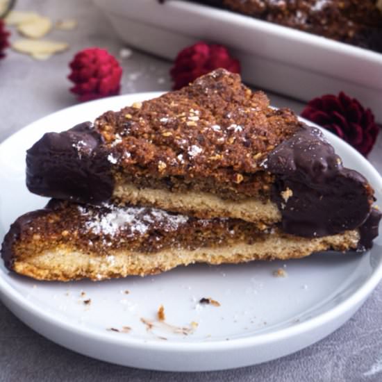German Nut Bars with Chocolate - Recipe photo by plantifulheart