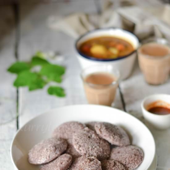 Finger millet idli - Recipe photo by Kurryleaves