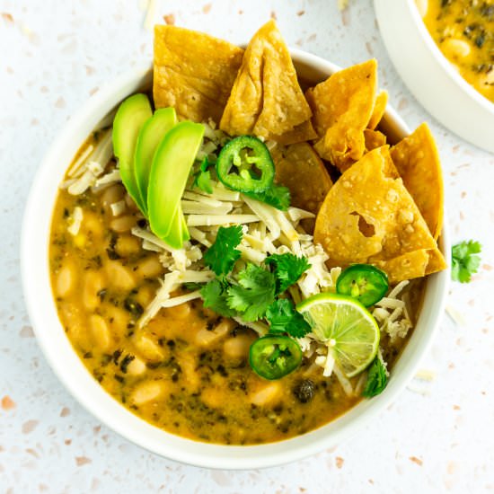 Vegan Slow Cooker White Bean Chili - Recipe photo by easychickpeasy