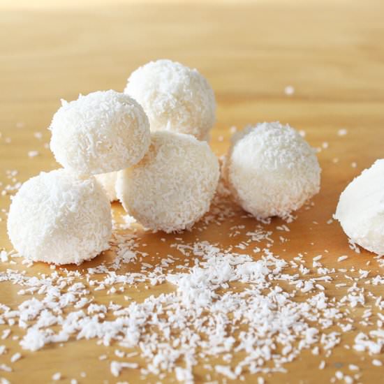 Coconut balls - Recipe photo by hornoMX