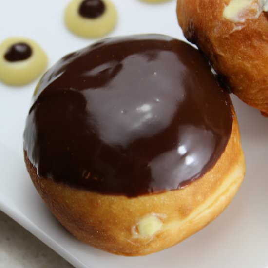 Boston Cream Donut Sufganiyot - Recipe photo by yaykosher