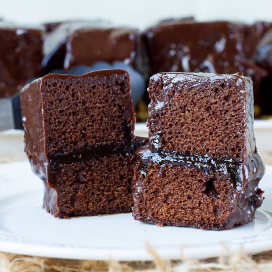 Gingerbread squares - Recipe photo by mecooks.com