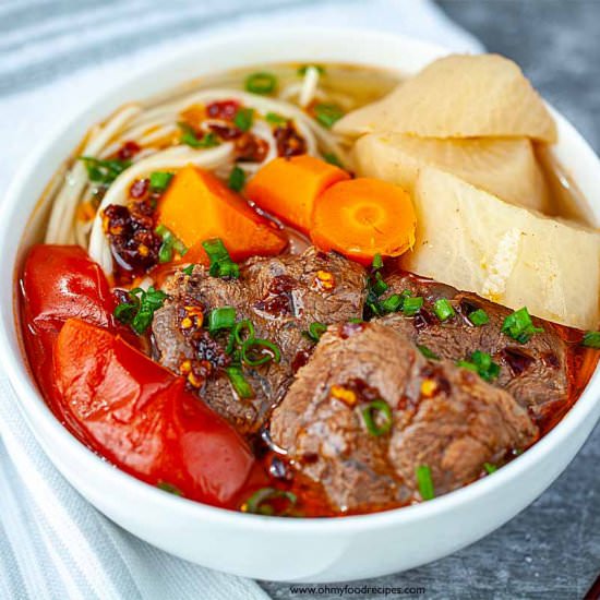 Taiwanese Beef Noodle Soup - Recipe photo by ohmyfoodrecipes