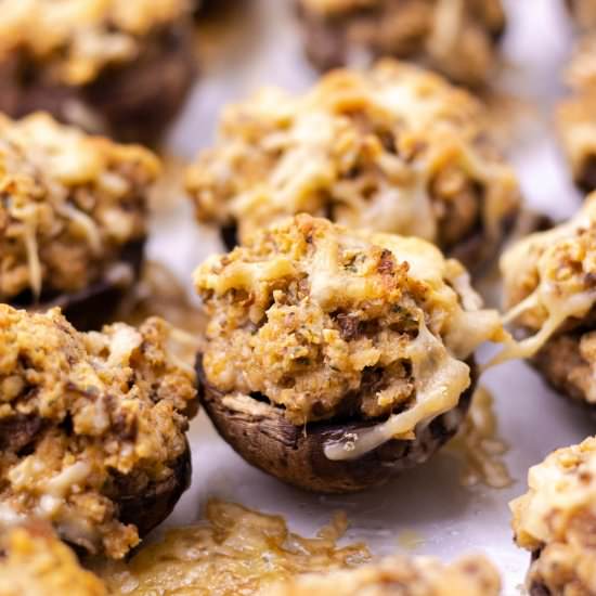 Cheesy Stuffed Mushrooms - Recipe photo by whippeditup