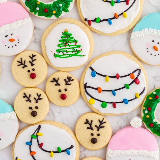 Easy Decorated Sugar Cookies - Recipe photo by amandascookin