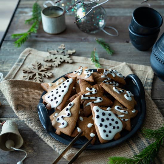 Gingersnap Cookies - Recipe photo by themintytomato