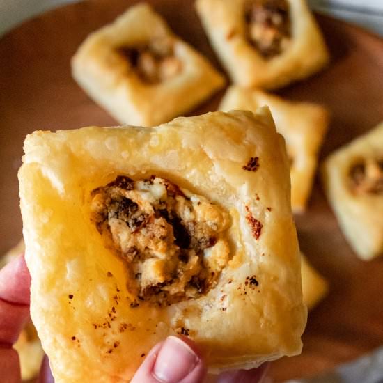 Goat Cheese Puff Pastry - Recipe photo by SaporitoKitchen