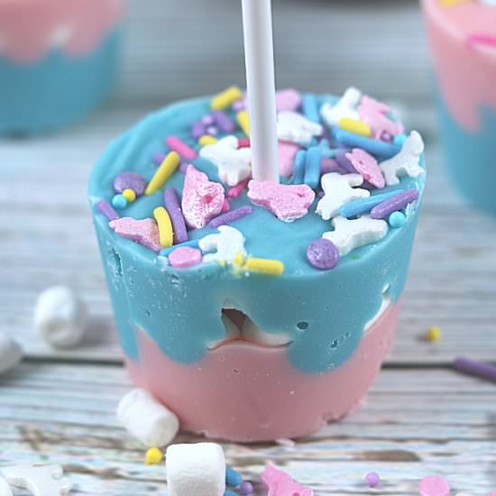 Magical Unicorn Hot Chocolate - Recipe photo by Everything Pretty
