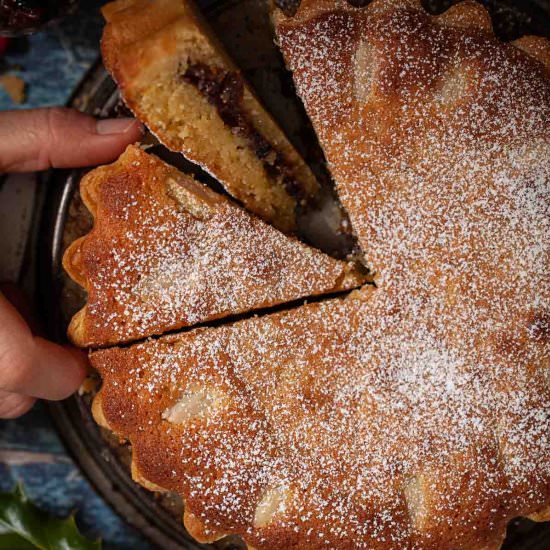 Frangipane Mince Pie Tart - Recipe photo by littlesugarsnaps