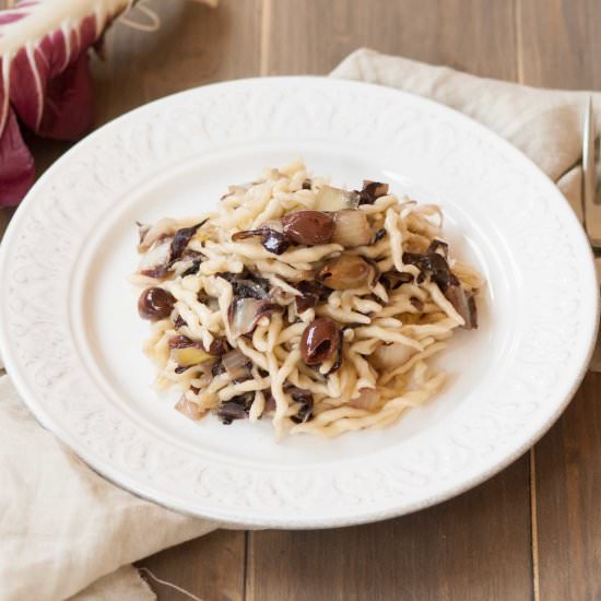 Trofie with red chicory - Recipe photo by streghetta in cucina