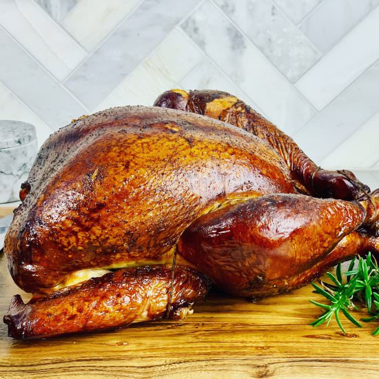 Smoked Turkey - Recipe photo by PetersFoodAdventures