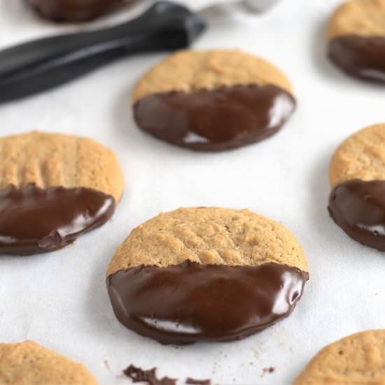 ginger peanut butter cookies - Recipe photo by davebakes