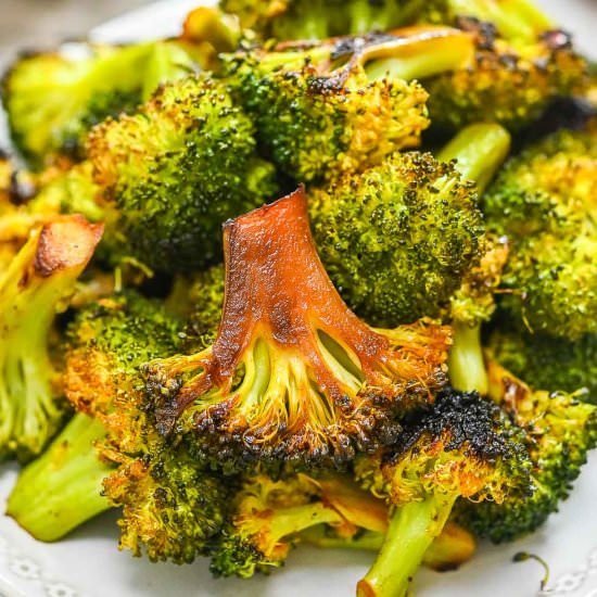 Simple Roasted Broccoli - Recipe photo by COOKTORIA