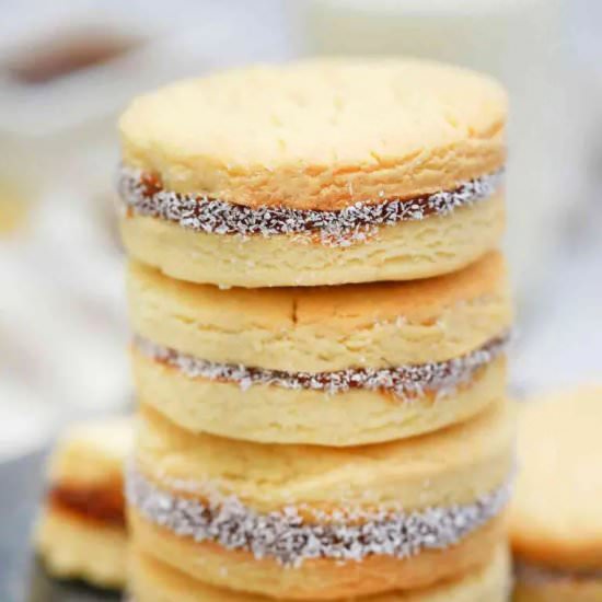 Alfajores - Recipe photo by peasandpeonies