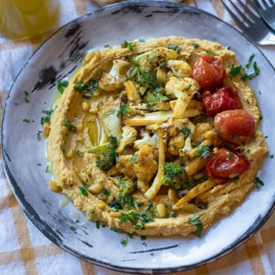 Loaded Hummus - Recipe photo by Sixhungryfeet