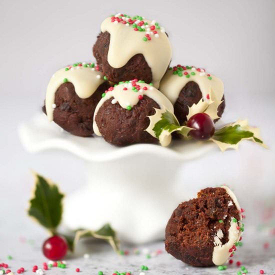 Christmas Pudding Chocolates - Recipe photo by littlesugarsnaps