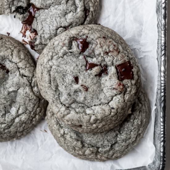 Black Sesame Chocolate Chip Cookies - Recipe photo by cooking_therapy