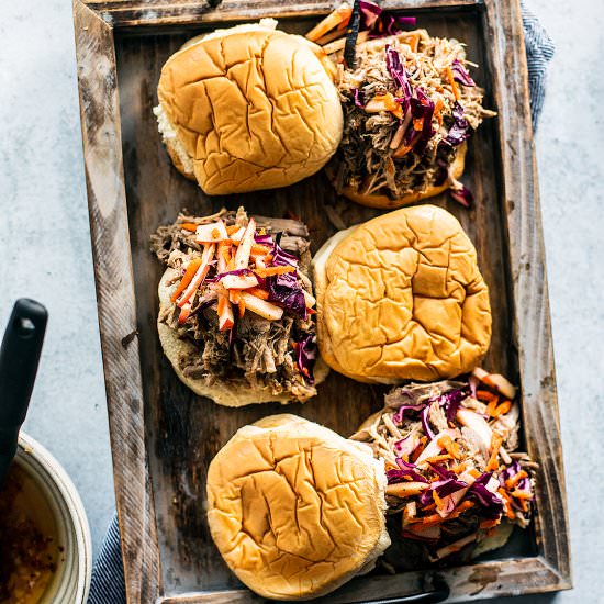 slow cooker pulled pork - Recipe photo by killingthyme