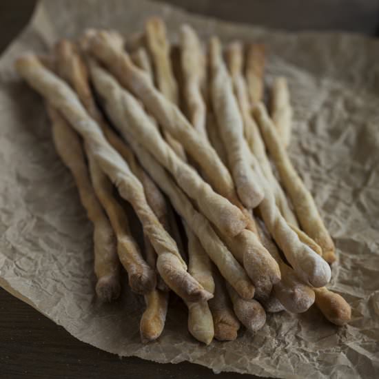 Sourdough grissini with lard - Recipe photo by electricbluefood