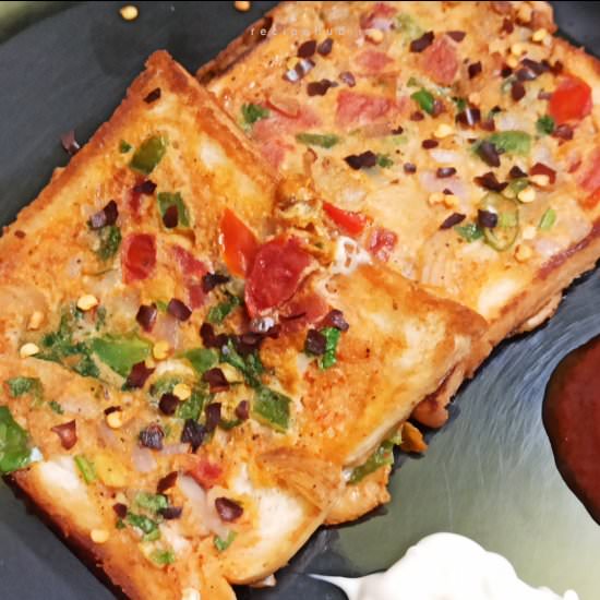 spicy bread omelette - Recipe photo by foodies855
